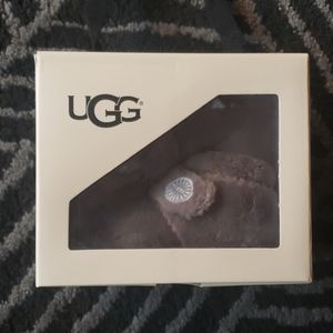 UGG charcoal gray baby slippers NIB gender neutral